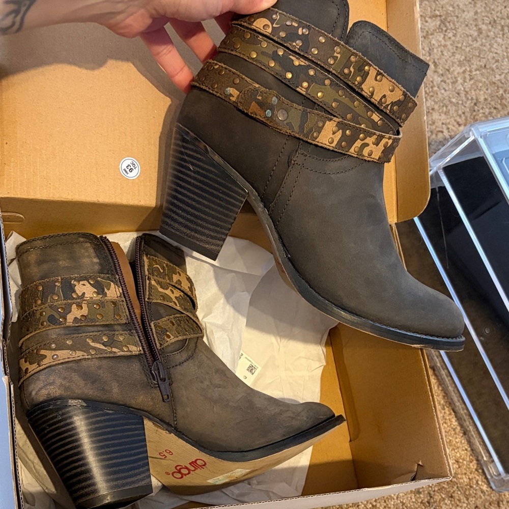 Dingo Dark Brown Ankle Boots with Patterned Straps